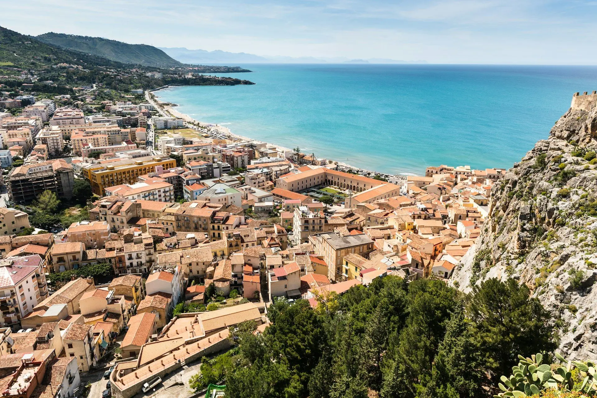 Cefalù e il golfo visti dalla Rocca