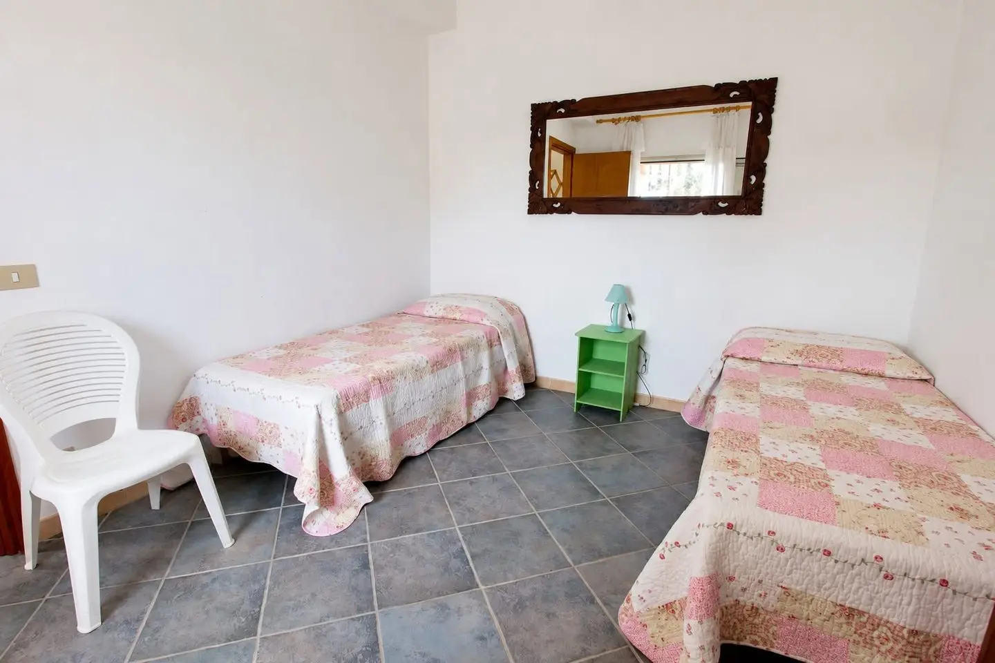 Camera con due letti singoli, Villa dei Mandarini a Cefalù